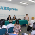 비시켁 프레스센터(Akipress)에서 진행된 신문 방송 합동 인터뷰