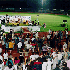 안수를 받기위해 스탠드 아래 트랙으로 몰려나오는 캐나다 성도들 (캐나다 뱅쿠버 swangard stadium)